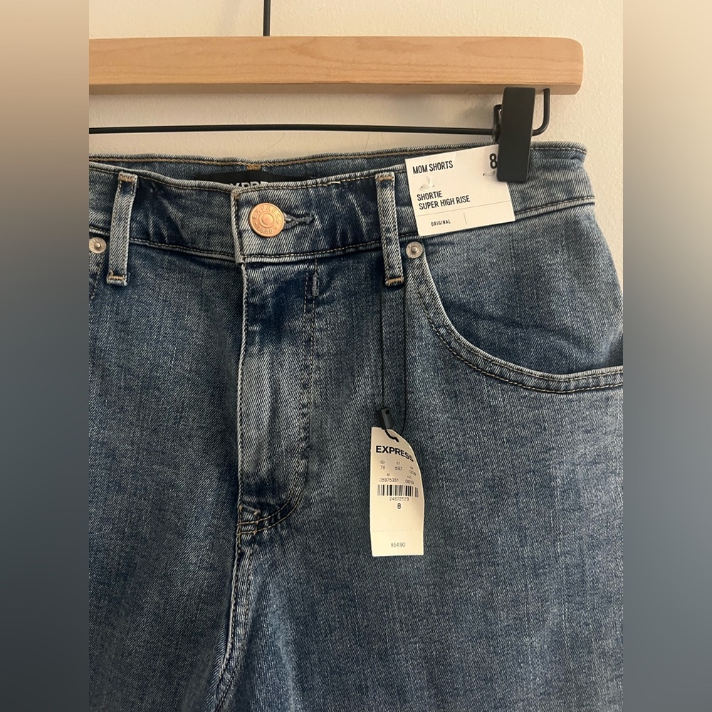 Express Mom Shorts Super High Rise Denim Shortie Women’s Size 8 - Picture 2 of 6